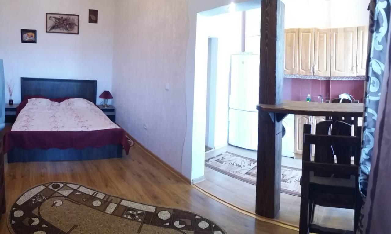 Apartment On Zarvanskaya In Old Town Kamieniec Podolski Zewnętrze zdjęcie